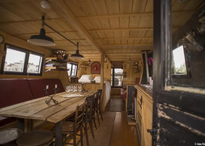 Bateau Le Vent De Travers Botel *